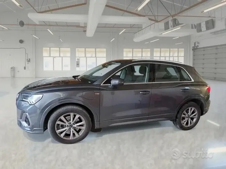 Audi Q3 2022 photo 5