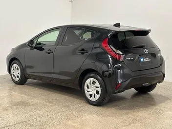 Toyota Aqua 2022 photo 3