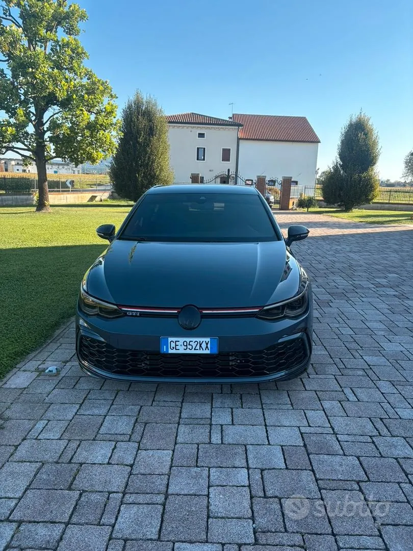 Volkswagen Golf 2021 photo 2