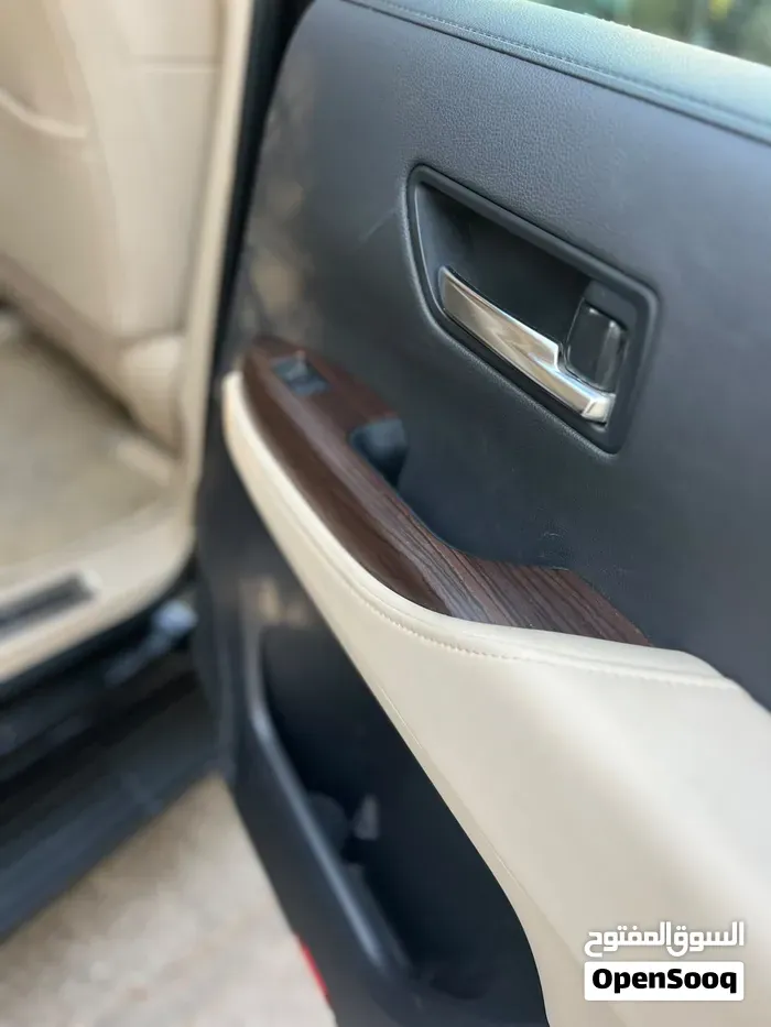 Toyota Land Cruiser Gxr 2022 photo 2