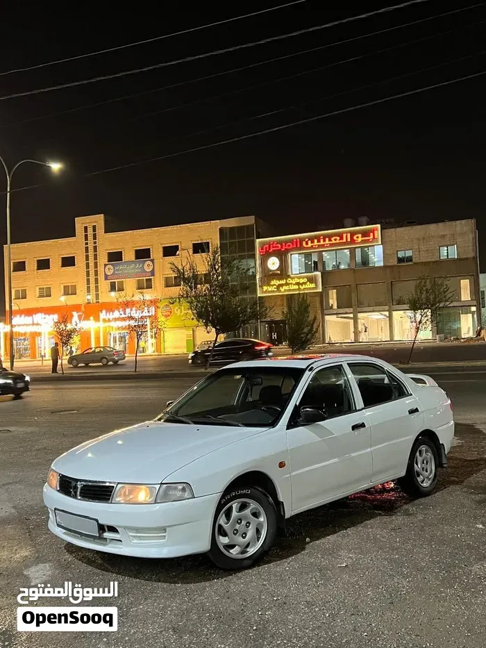 Mitsubishi Lancer 2001 photo 2