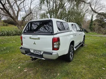 Mitsubishi Triton 2021 photo 4