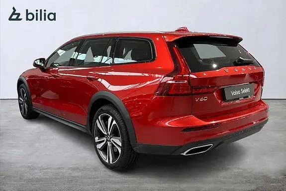 Volvo V60 Cross Country 2021 photo 2