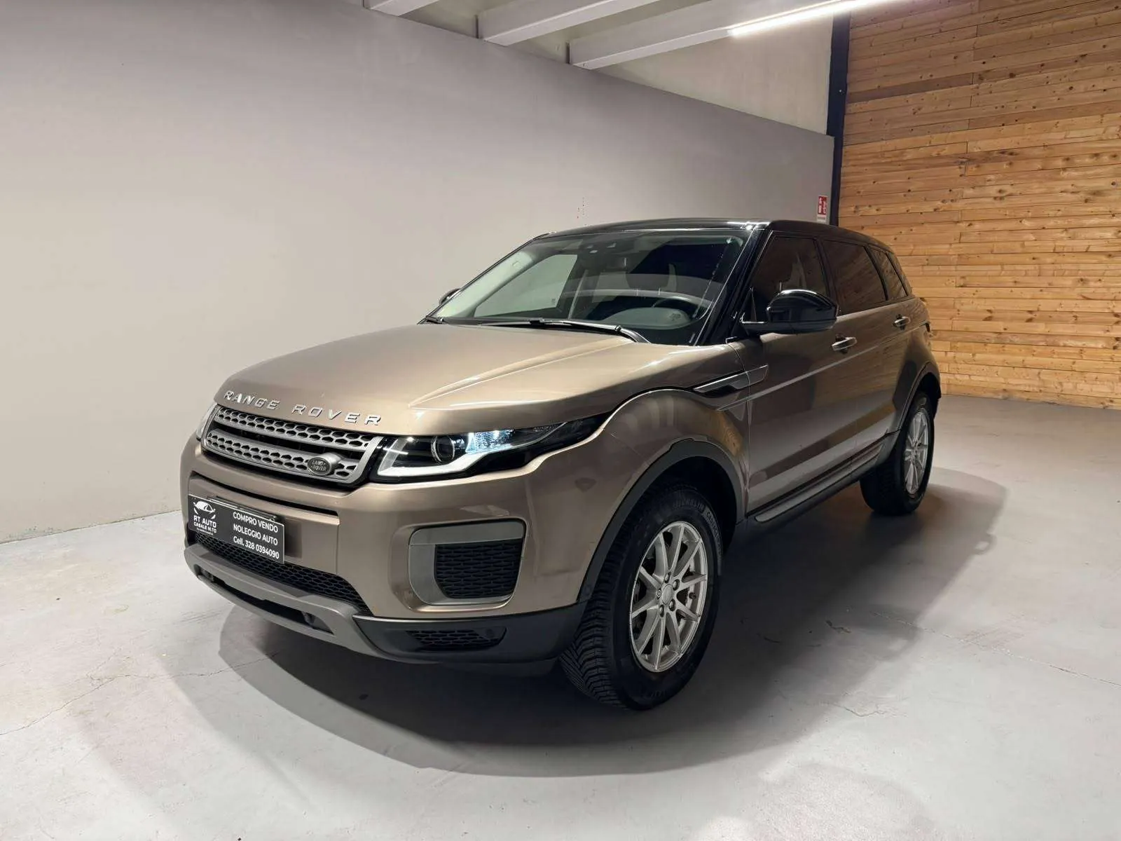 Land Rover Range Rover Evoque 2016 photo 3