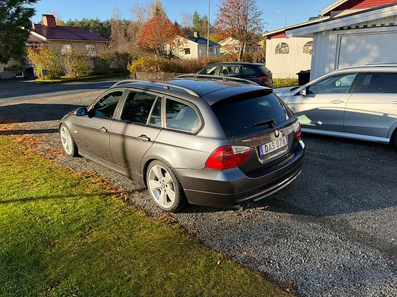 BMW 325I 2007 photo 3