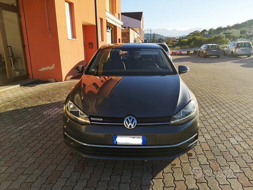 Volkswagen Golf 2020 photo 2