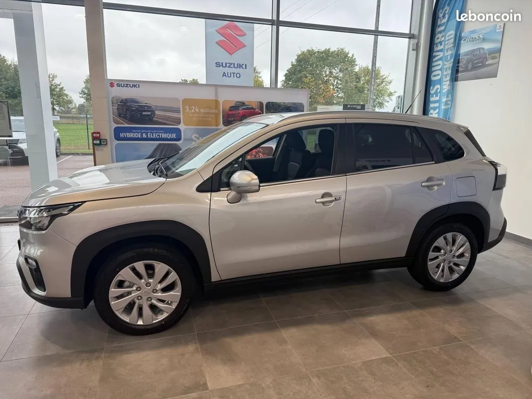 Suzuki S-Cross 2025 photo 2
