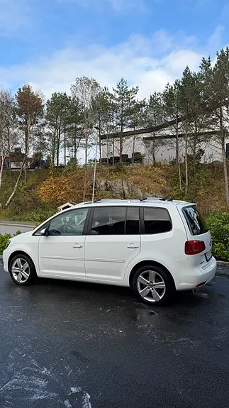 Volkswagen Touran 2015 photo 4