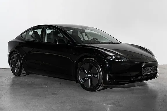 Tesla Model 3 2022 photo 4