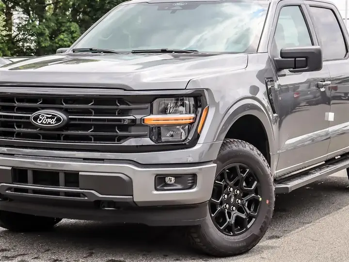 Ford F-150 2026 photo 2