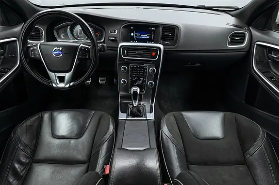 Volvo S60 2017 photo 2