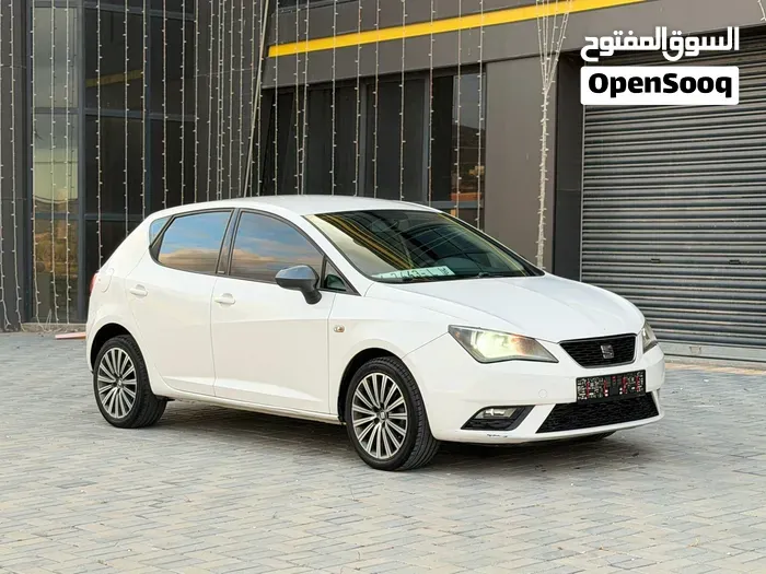 Seat Ibiza 2017 photo 2