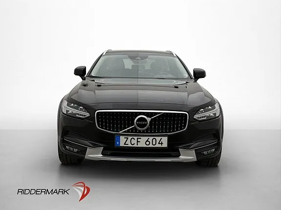 Volvo V90 Cross Country 2018 photo 2