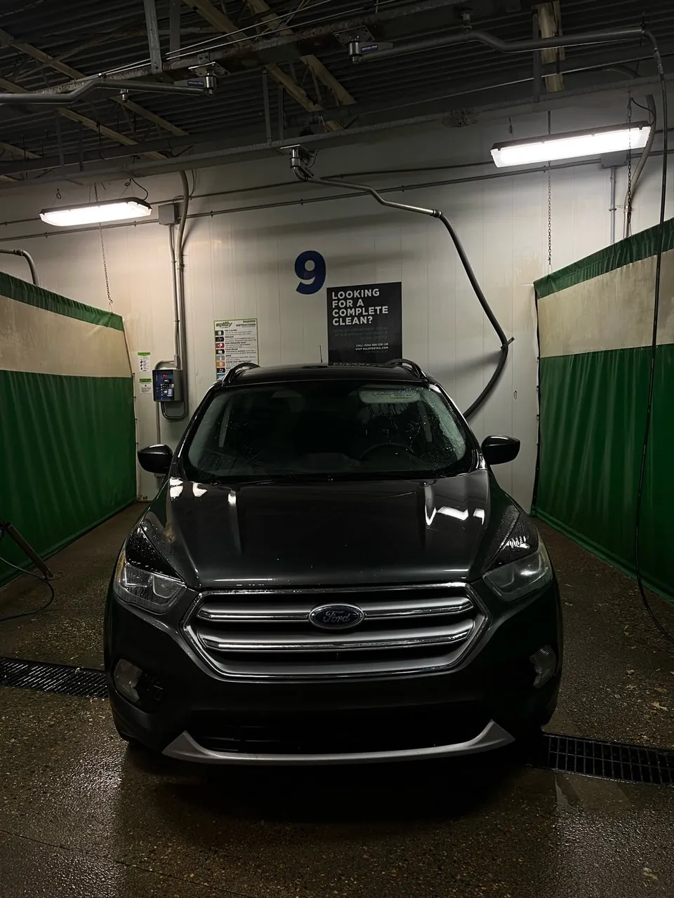 Ford Escape 2017 photo 3