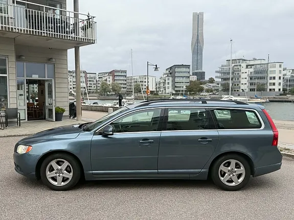 Volvo V70 2013 photo 3
