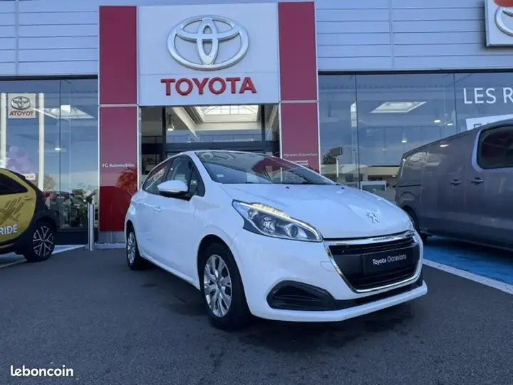Peugeot 208