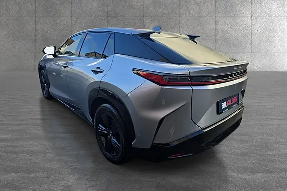 Lexus Rz450E 2024 photo 3
