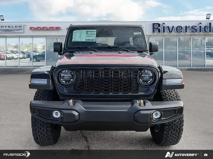 Jeep Wrangler 2026 photo 3