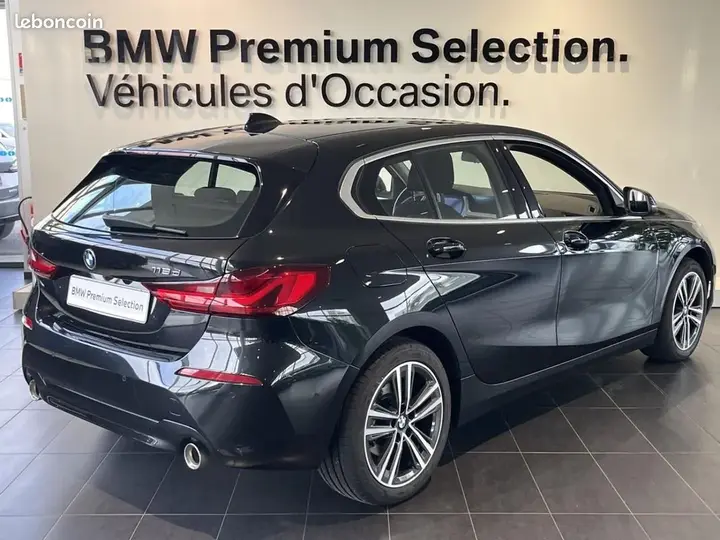BMW 1 Series 2022 photo 2