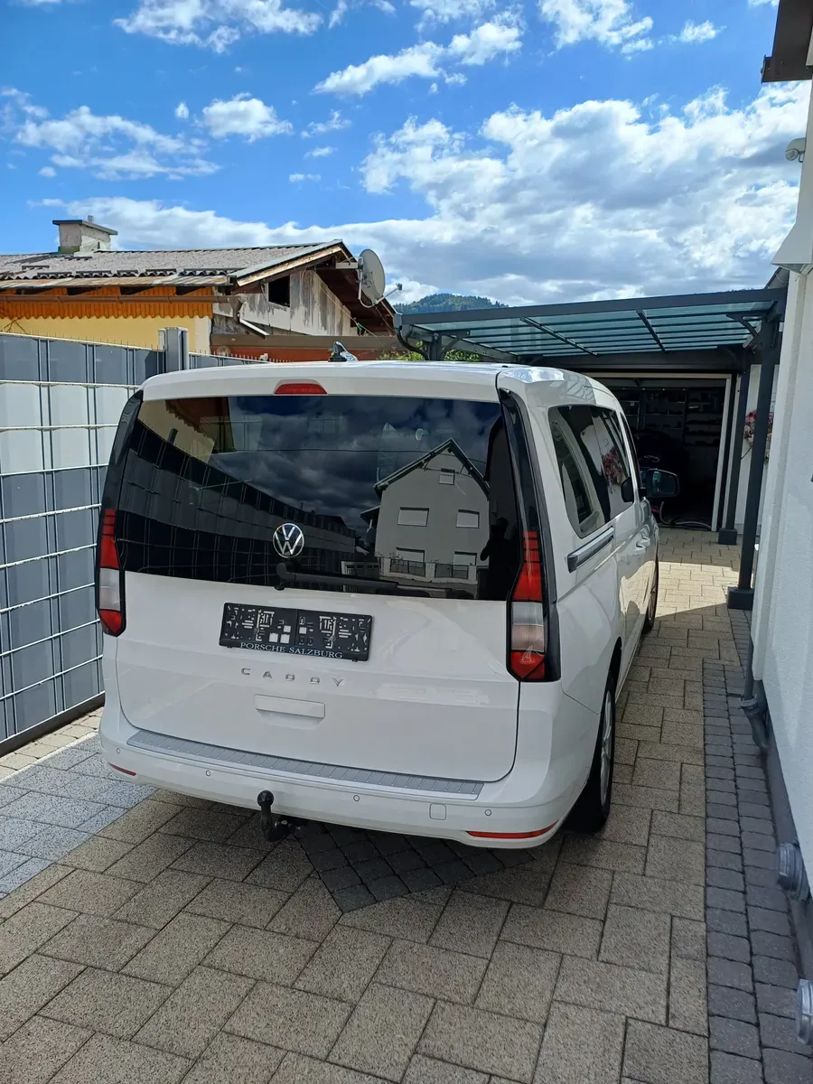 Volkswagen Caddy 2022 photo 2