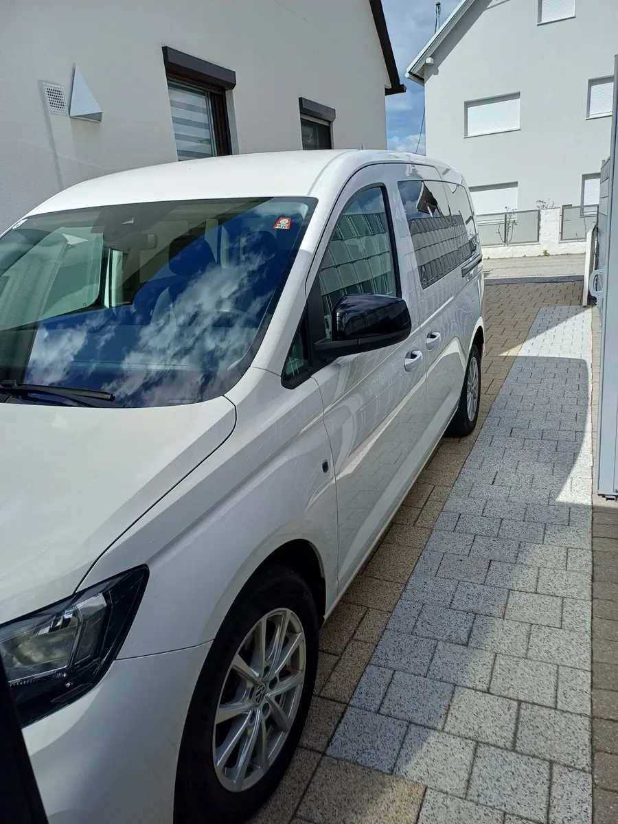 Volkswagen Caddy 2022 photo 3