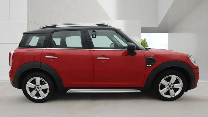 Mini Countryman 2017 photo 2
