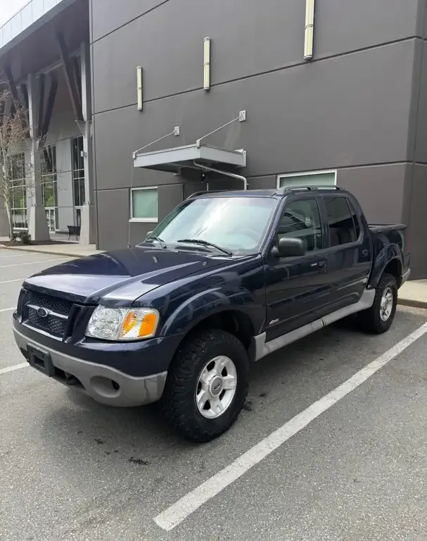 Ford Explorer Sport Trac 2003 photo 3