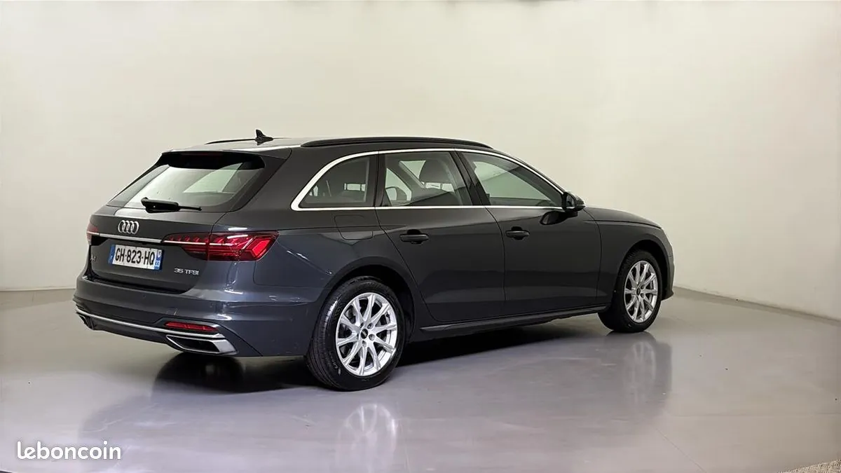Audi A4 2022 photo 5