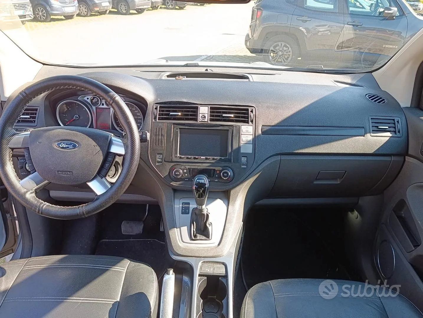Ford Kuga 2011 photo 4