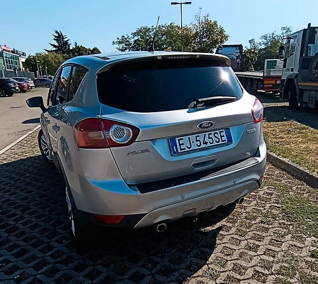 Ford Kuga 2011 photo 3