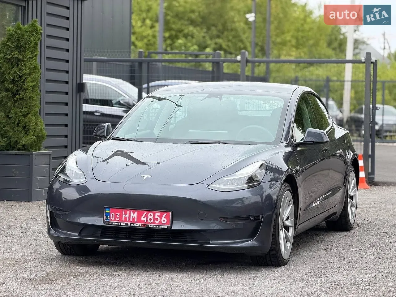 Tesla Model 3 2022 photo 2