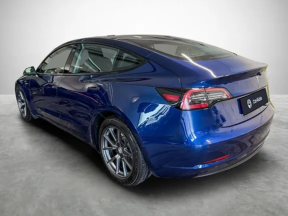Tesla Model 3 2022 photo 3