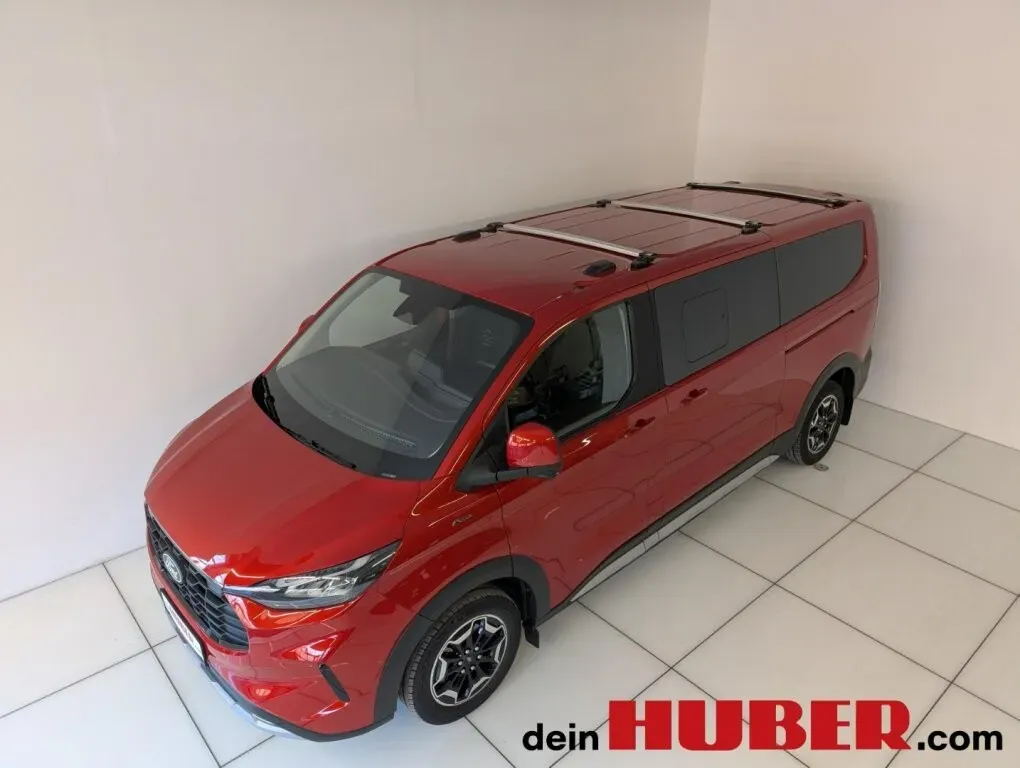 Ford Transit photo 2