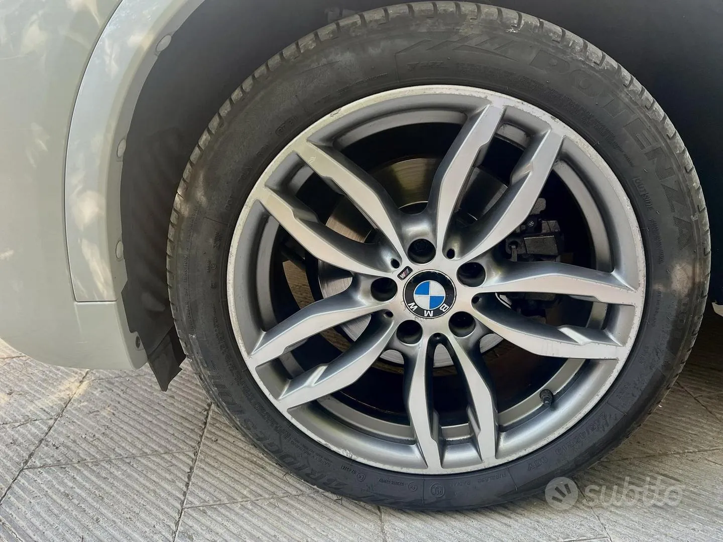 BMW X4 2017 photo 2