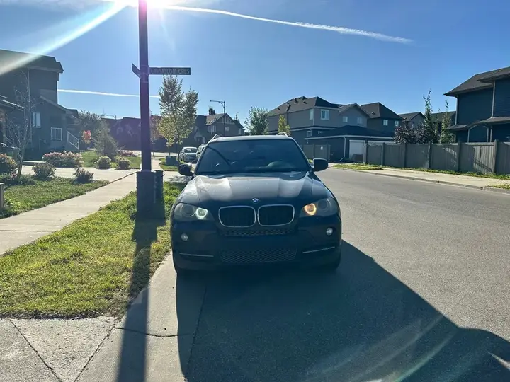 BMW X5 2007 photo 2