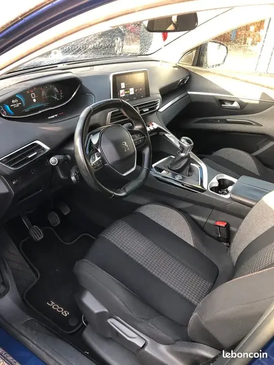 Peugeot 3008 2017 photo 3
