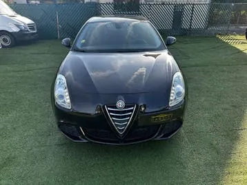 Alfa Romeo Giulietta 2015 photo 2