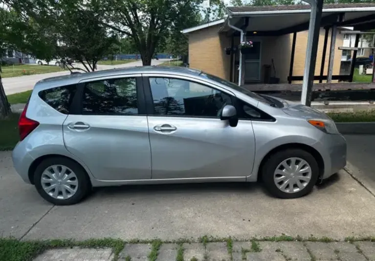 Nissan Versa Note 2014 photo 3