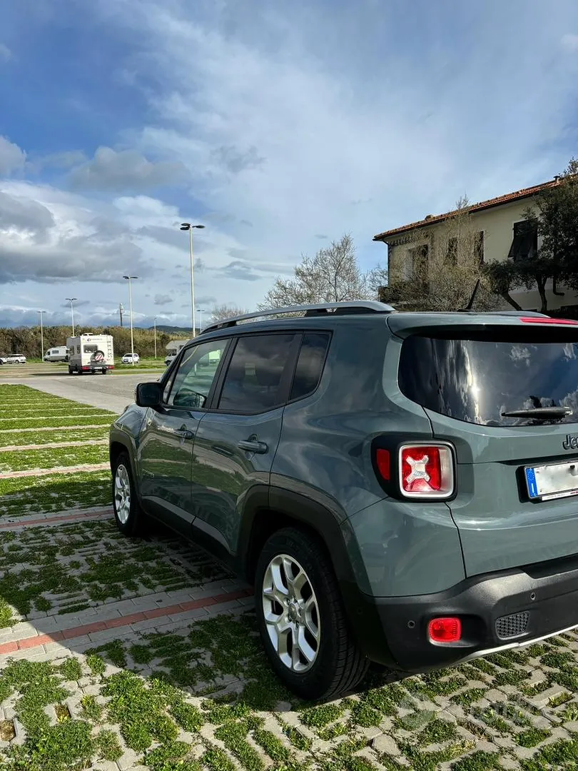 Jeep Renegade 2016 photo 3