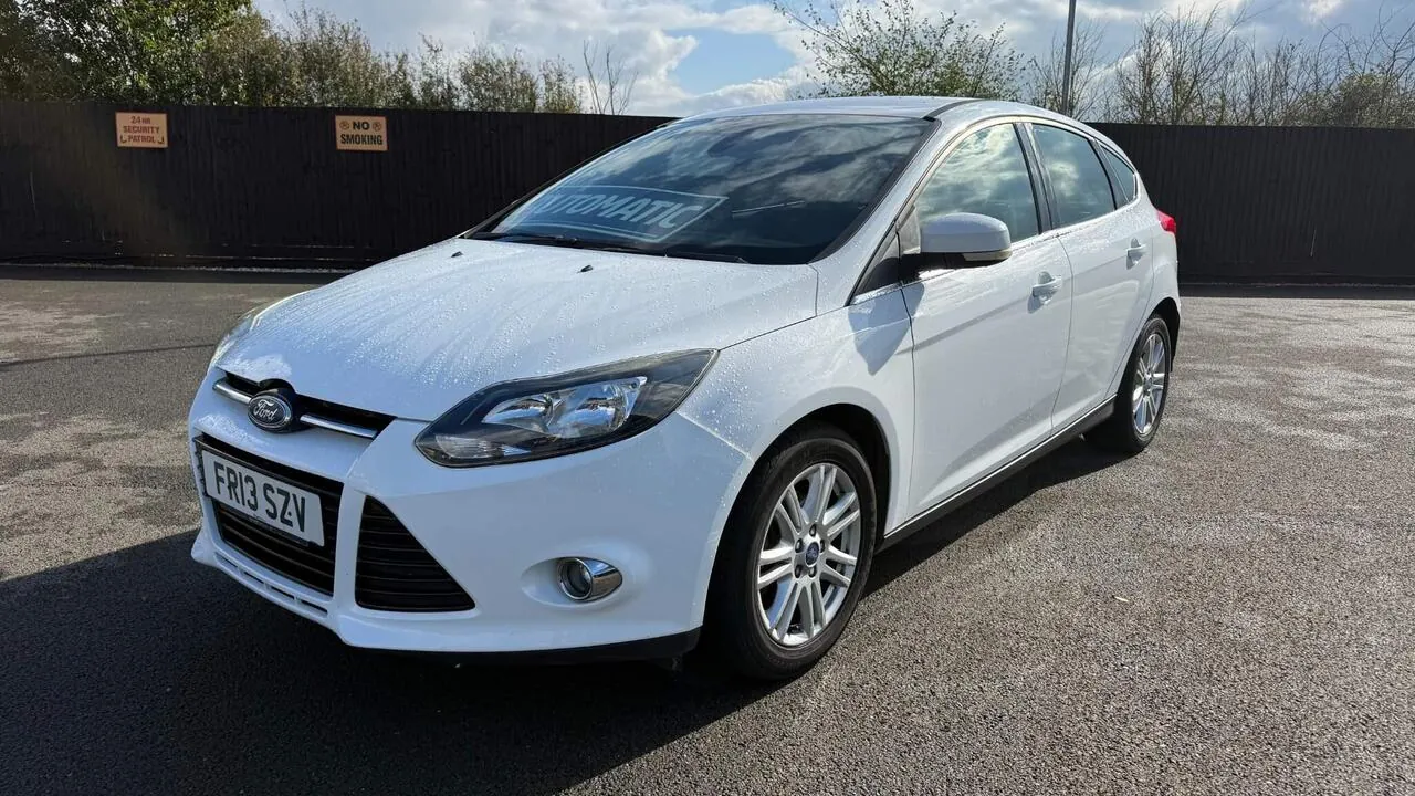Ford Focus 2013 photo 2