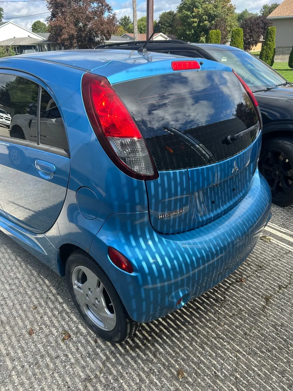 Mitsubishi Miev 2012 photo 2