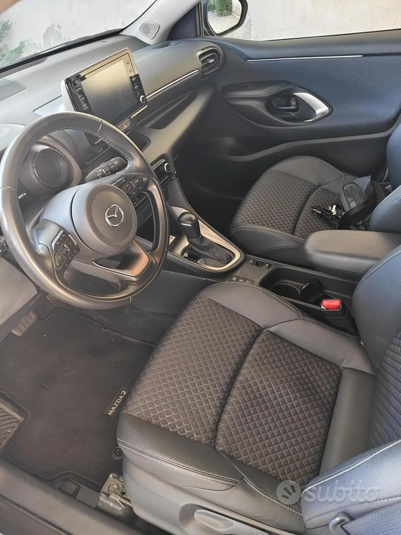 Mazda Mazda2 2023 photo 3