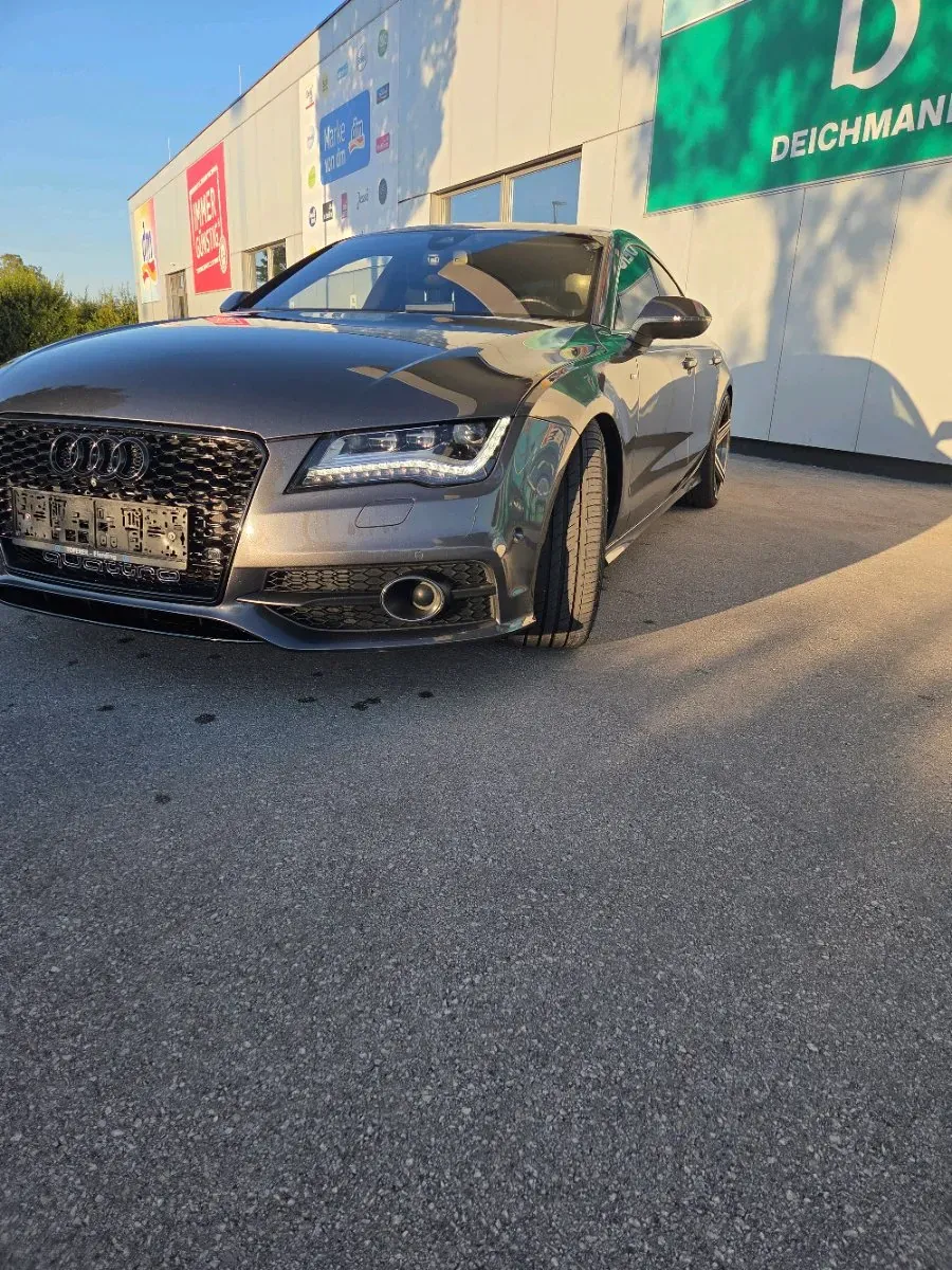 Audi A7 2012 photo 2