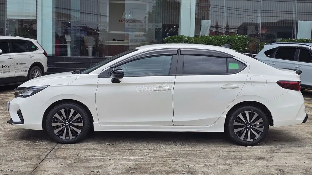 Honda City 2024 photo 3