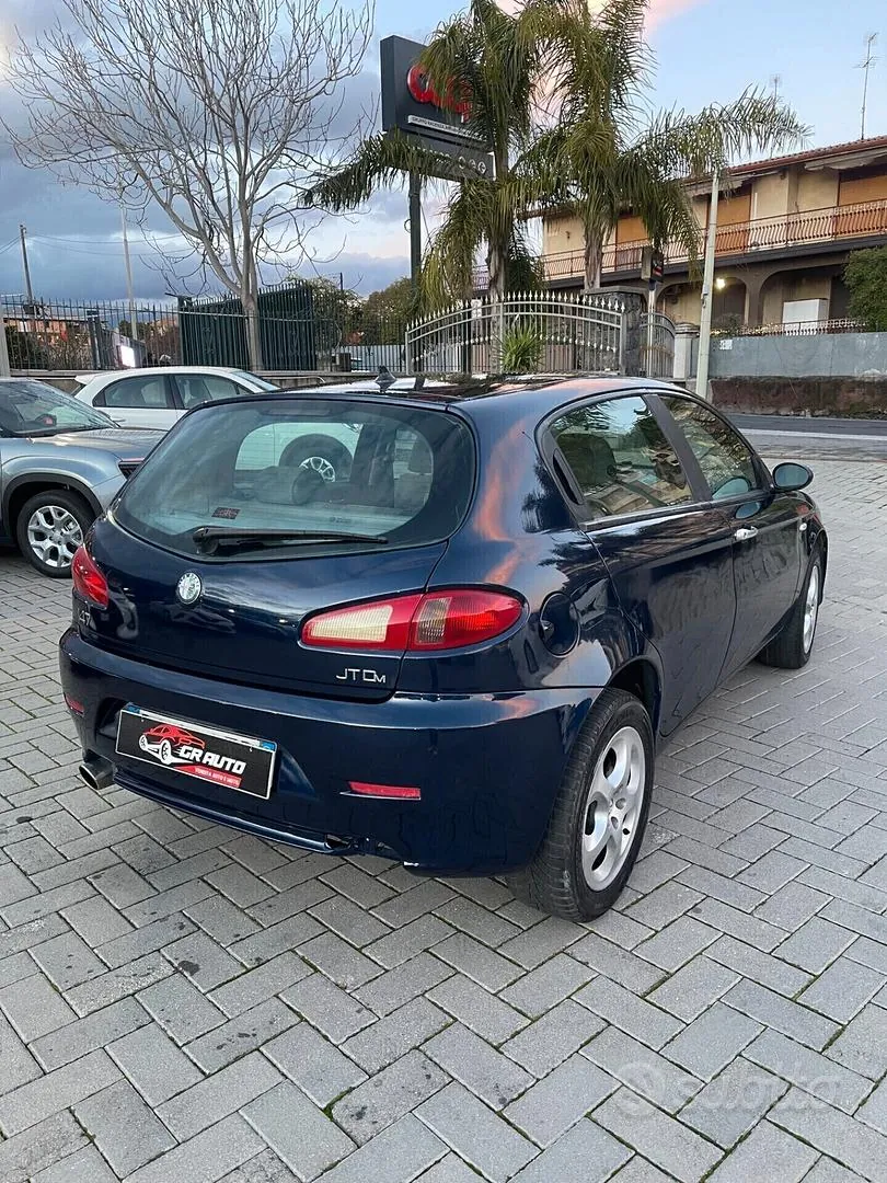 Alfa Romeo 147 2006 photo 5
