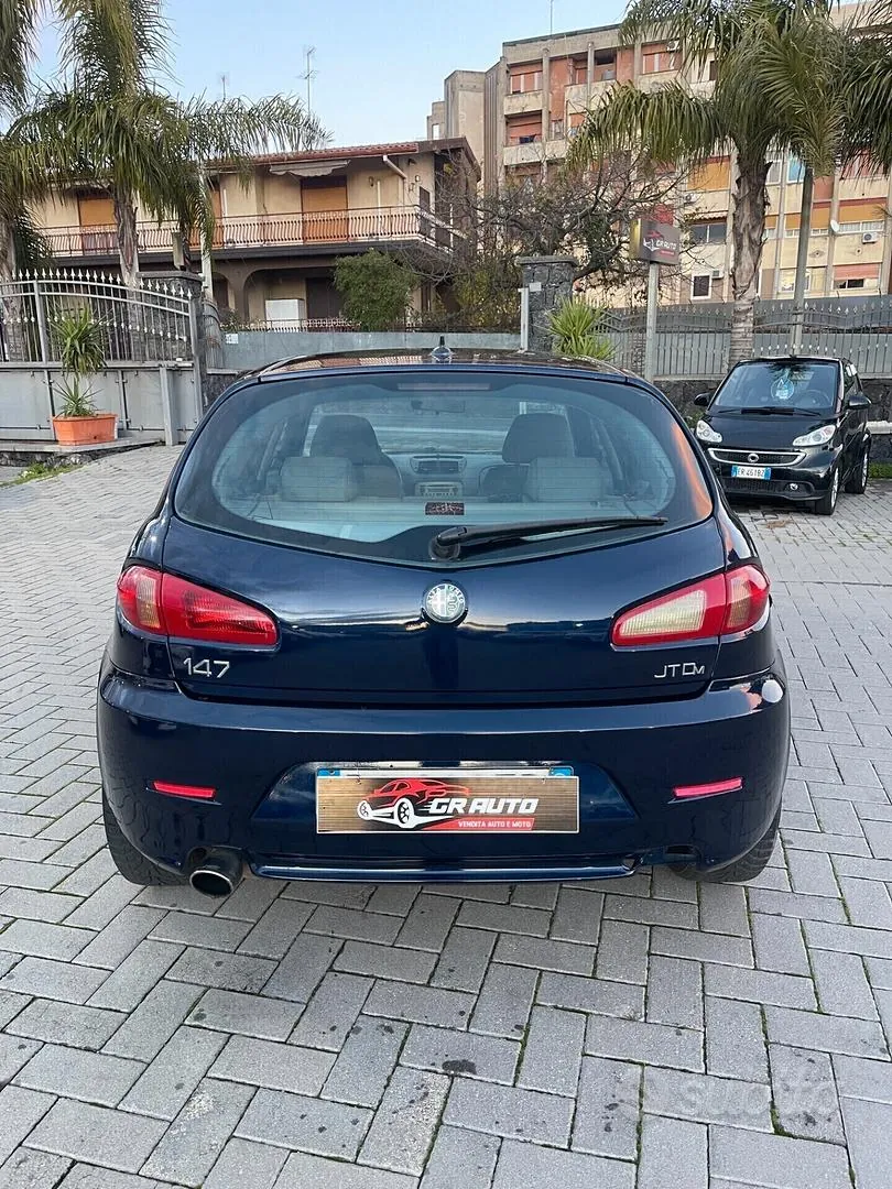 Alfa Romeo 147 2006 photo 4