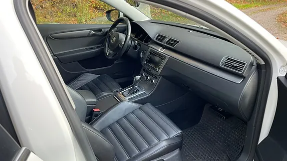 Volkswagen Passat 2013 photo 4