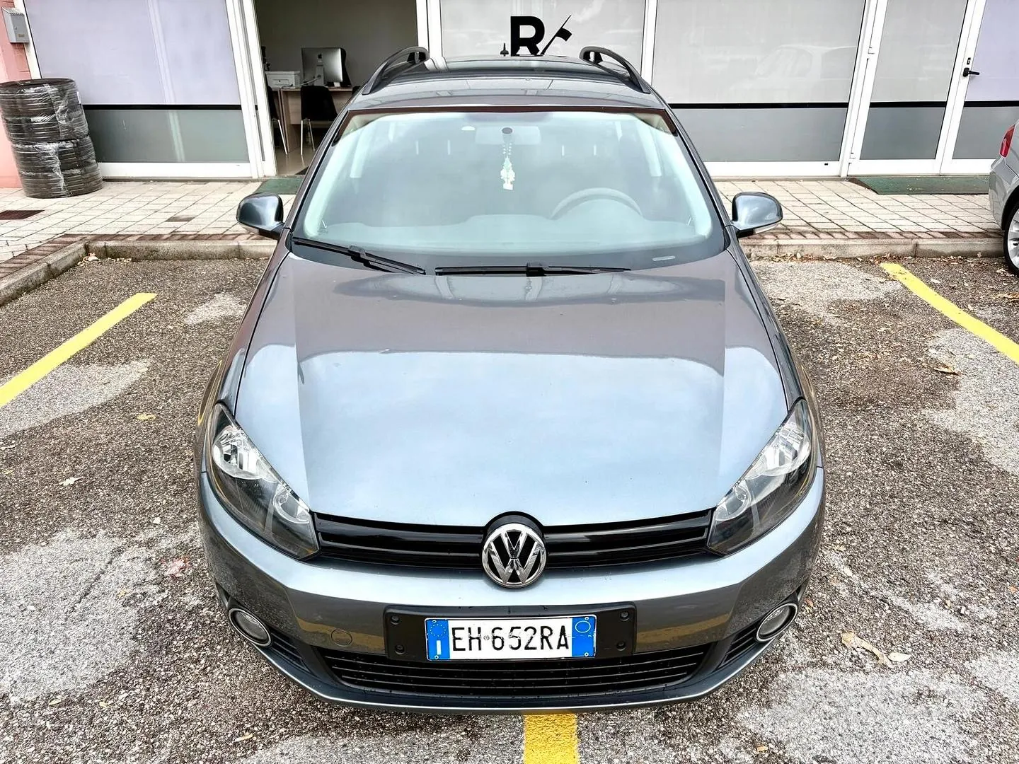 Volkswagen Golf 2011 photo 2