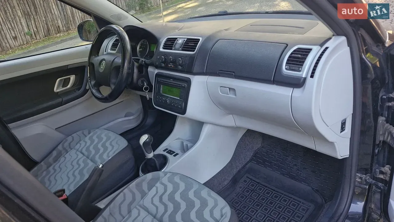 Skoda Roomster 2007 photo 5