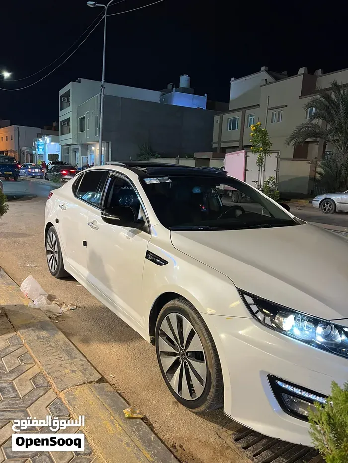 Kia K5 2012 photo 2